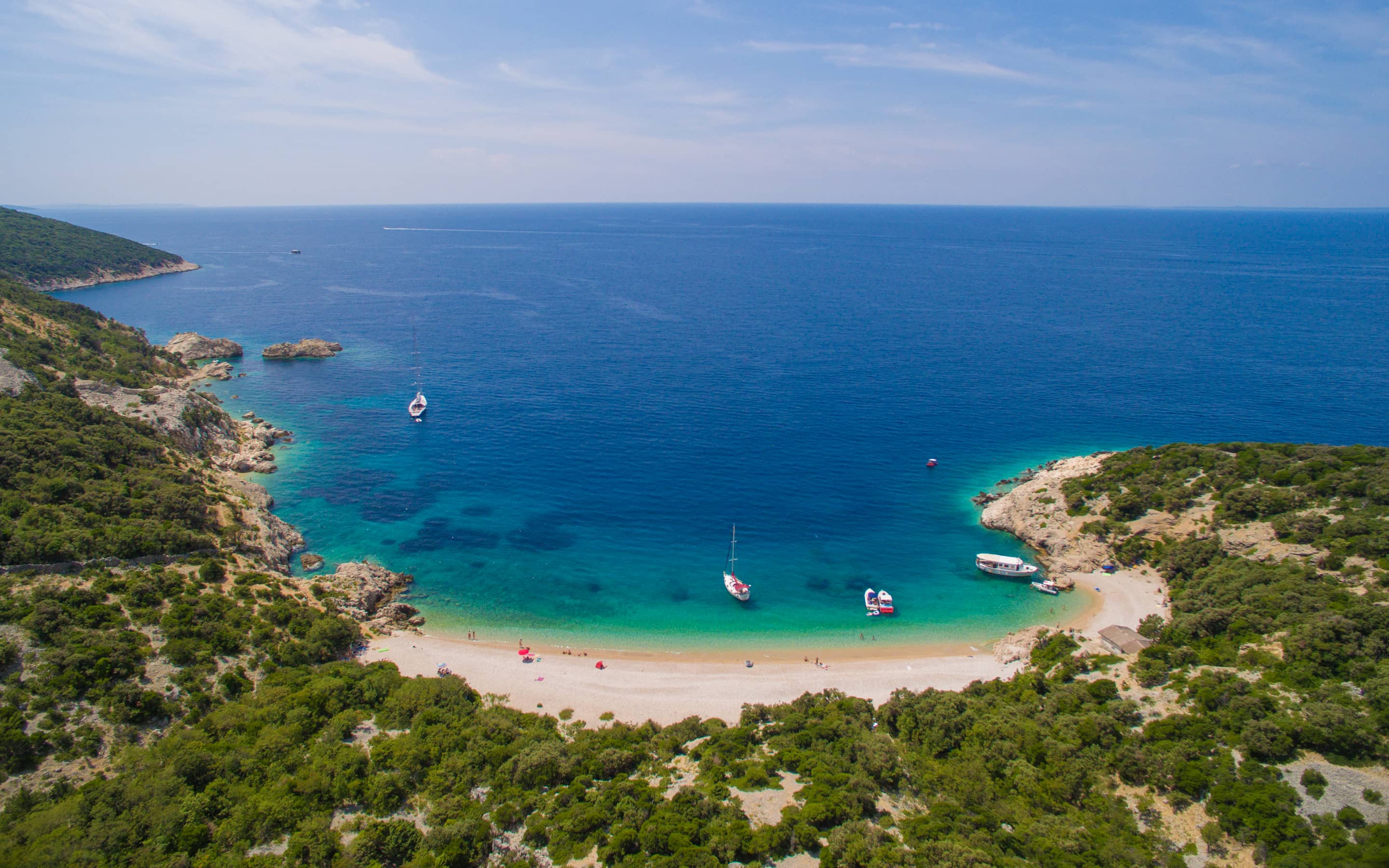 Strand Luka unterhalb von Lubenice
